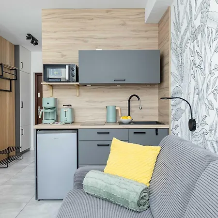 Bright Sea View On Promenada Gwiazd By Renters 米兹多洛杰