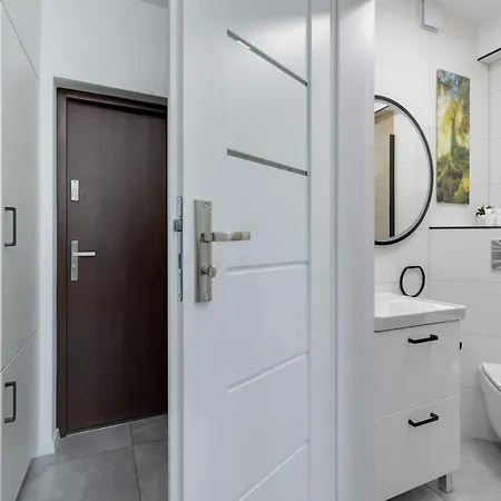 Bright Sea View On Promenada Gwiazd By Renters Apartment
