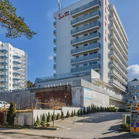 Bright Sea View On Promenada Gwiazd By Renters *